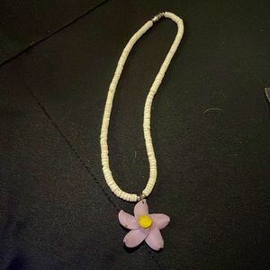 Flower necklace with shell beads